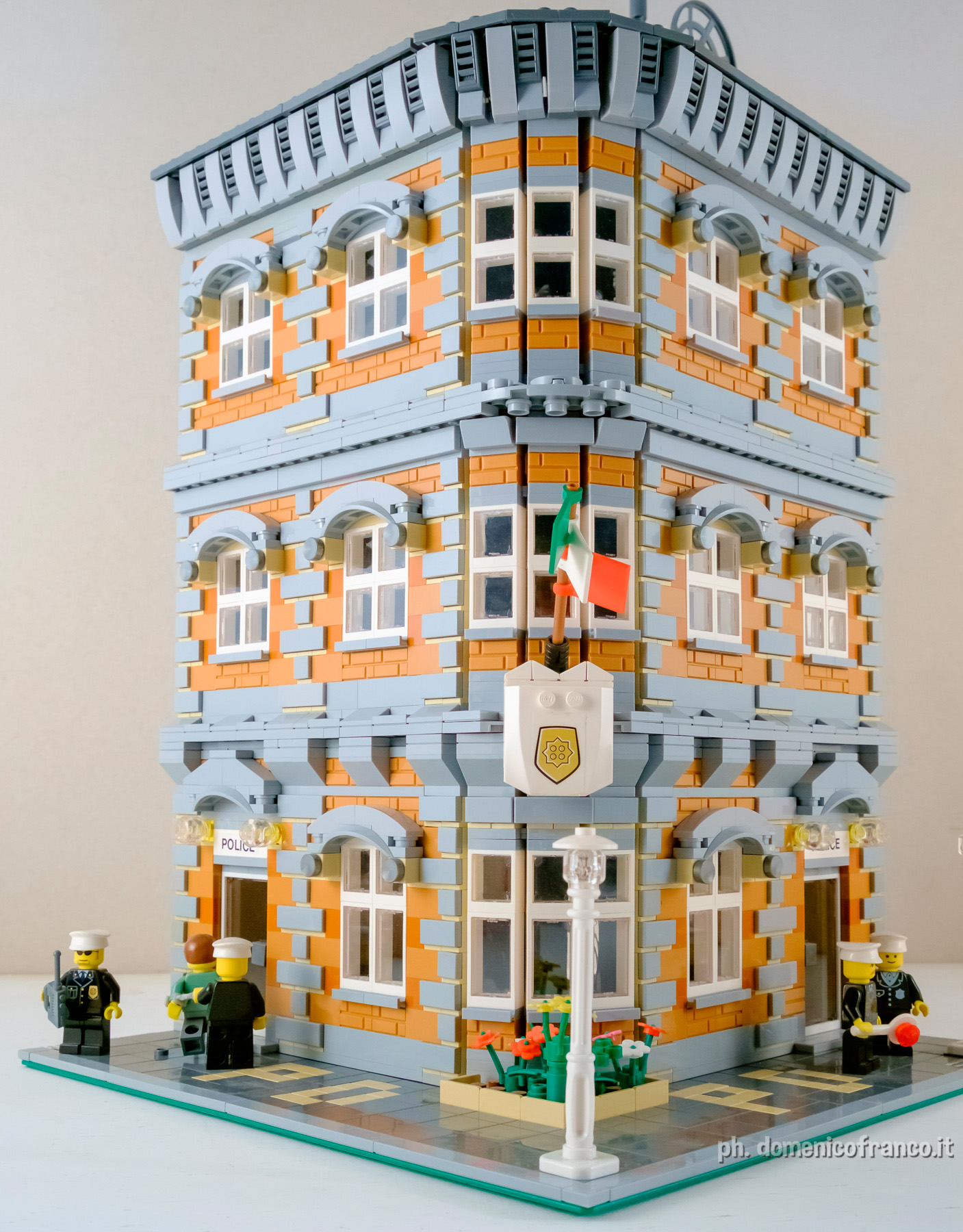 modular_building_marcello_police_station-2.jpg