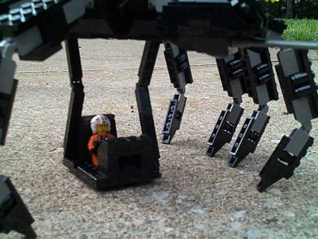 widow_cockpit_1.jpg