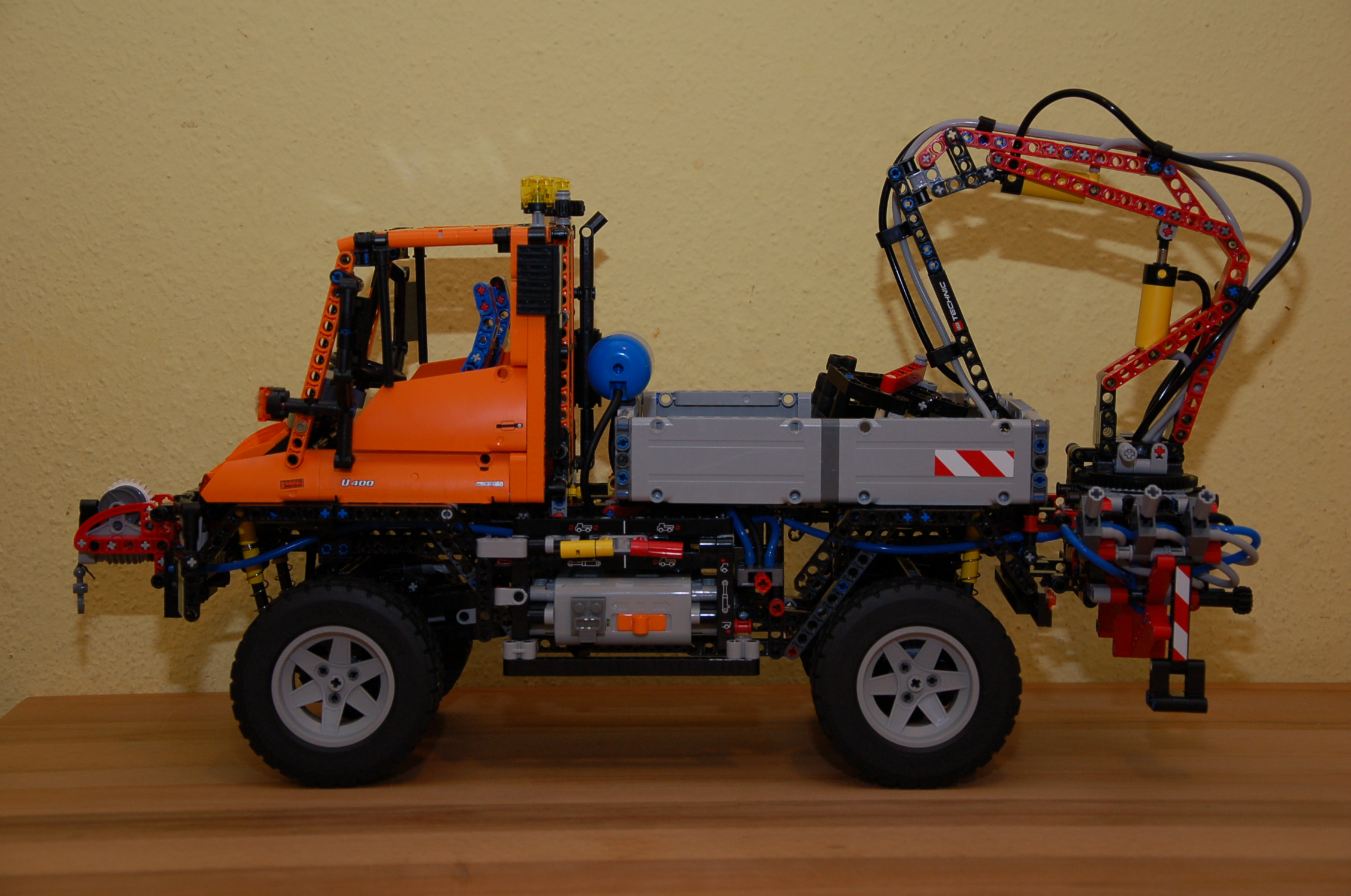8110_unimog_5406.jpg