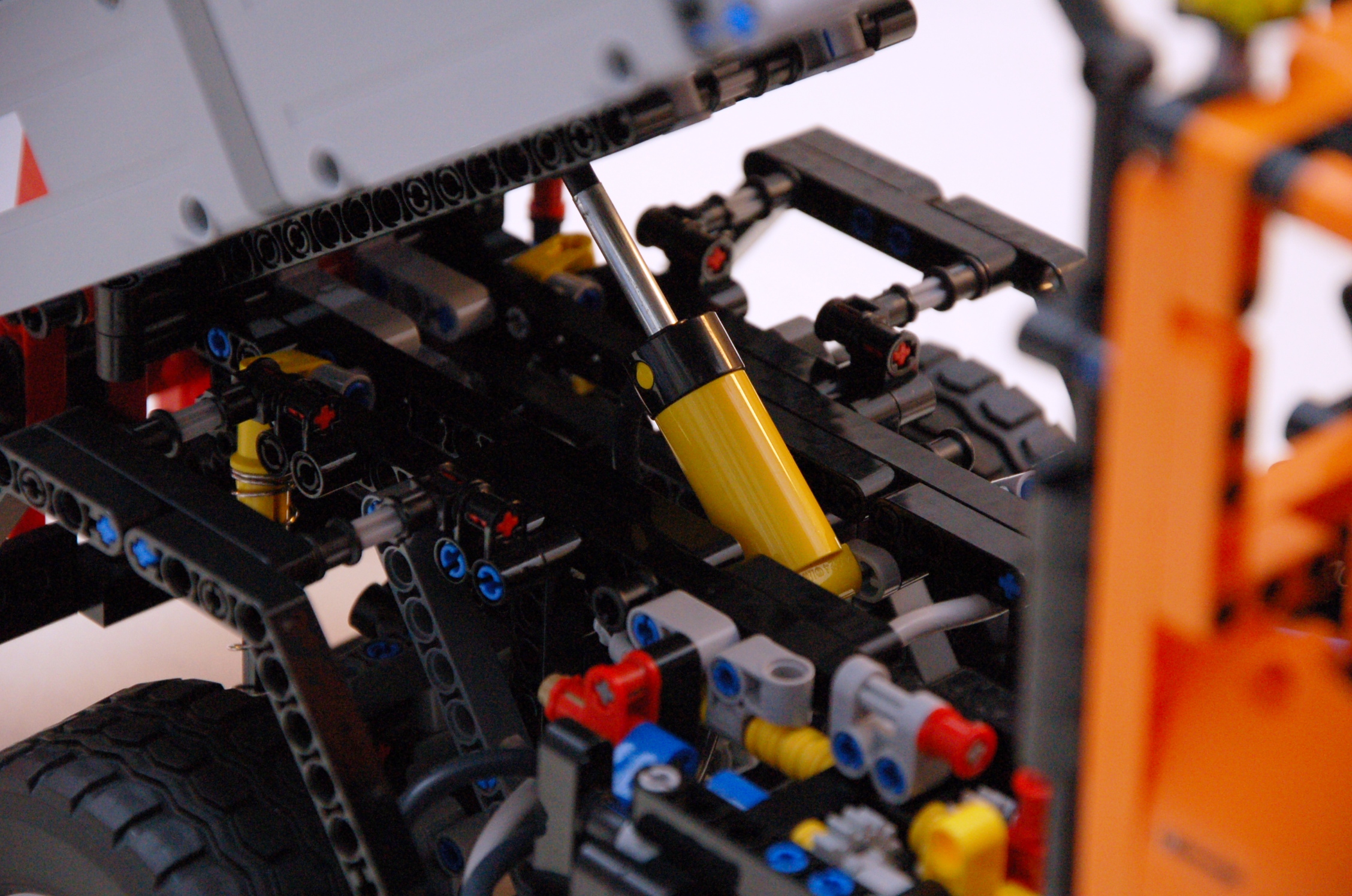 unimog_8110_moc_06.jpg
