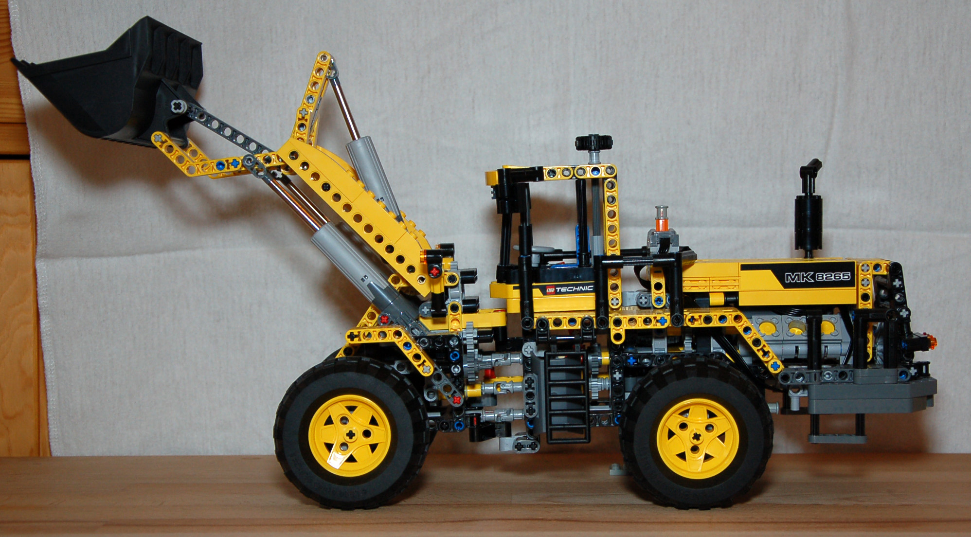 8265_pendular_02.jpg