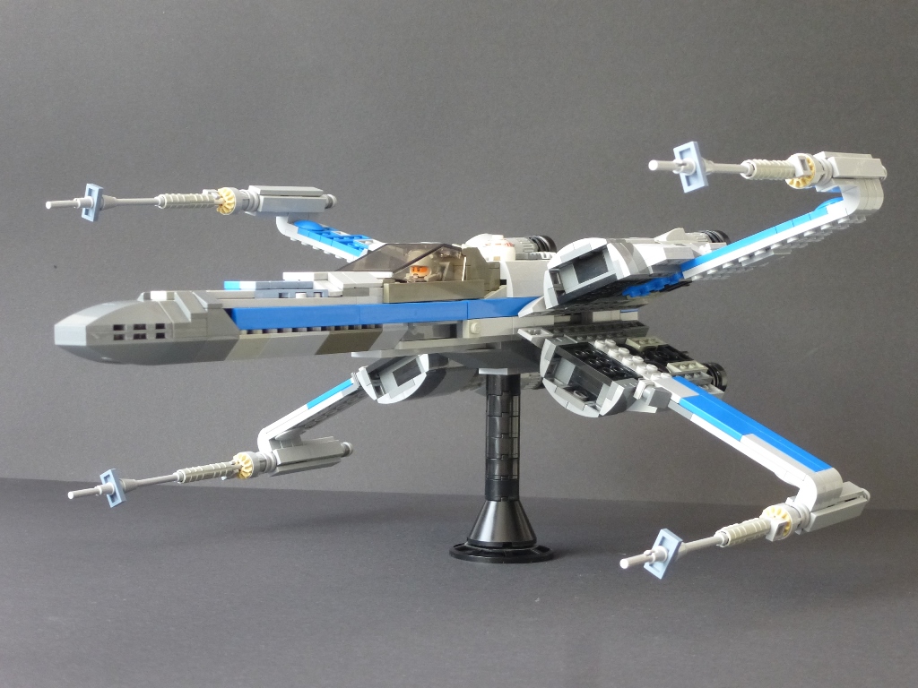 x-wing_t-70_v1_34-dl-iz.jpg