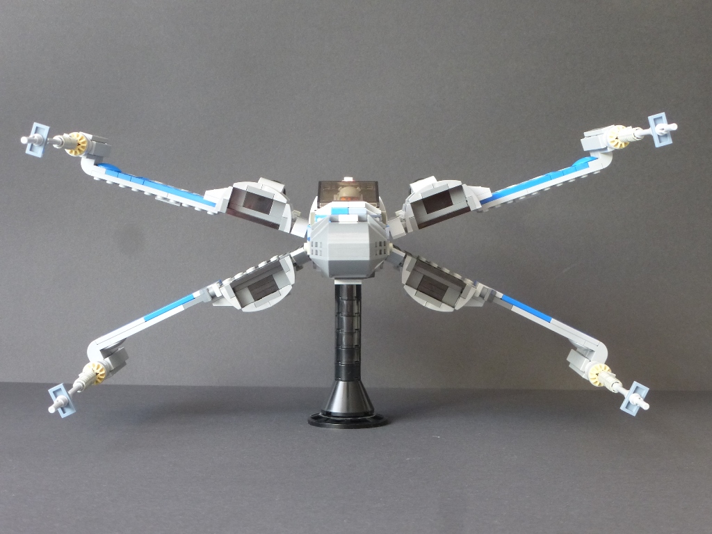 x-wing_t-70_v1_dl-alas_abiertas.jpg
