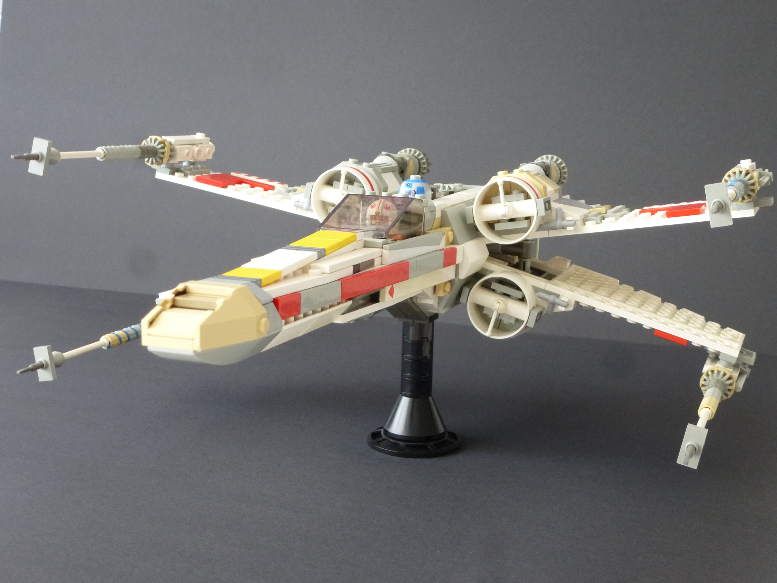 x-wing_v4.2_34-dl-iz.jpg