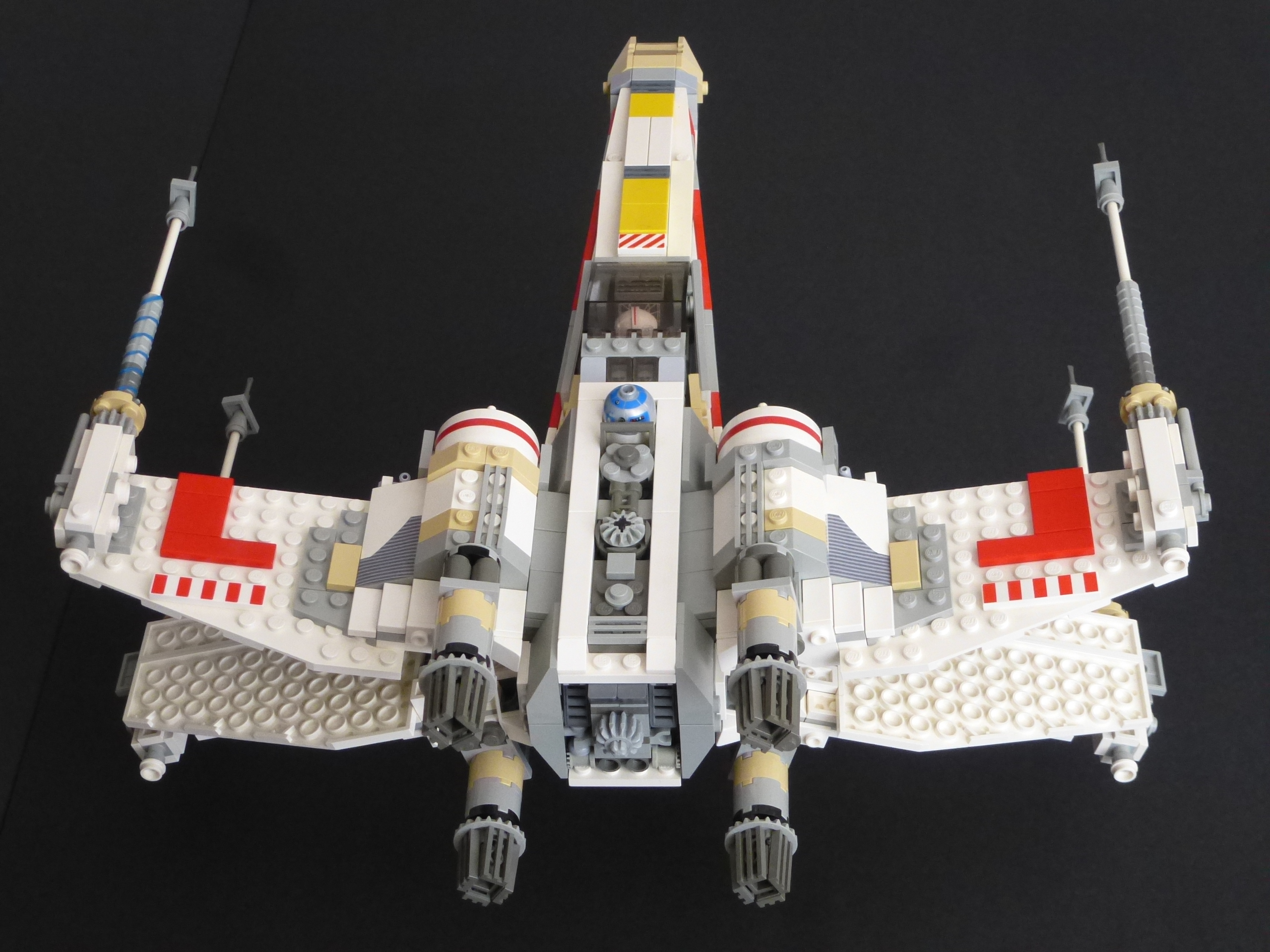 x-wing_v4.2_34-tr-ar.jpg