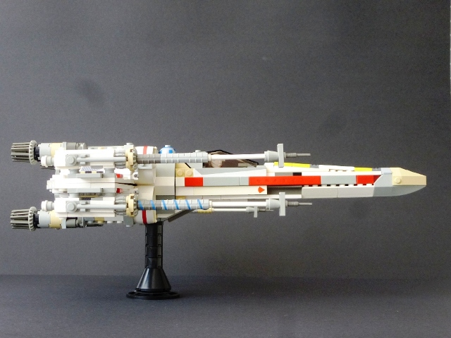 x-wing_v4.2_dr-alas_cerradas.jpg