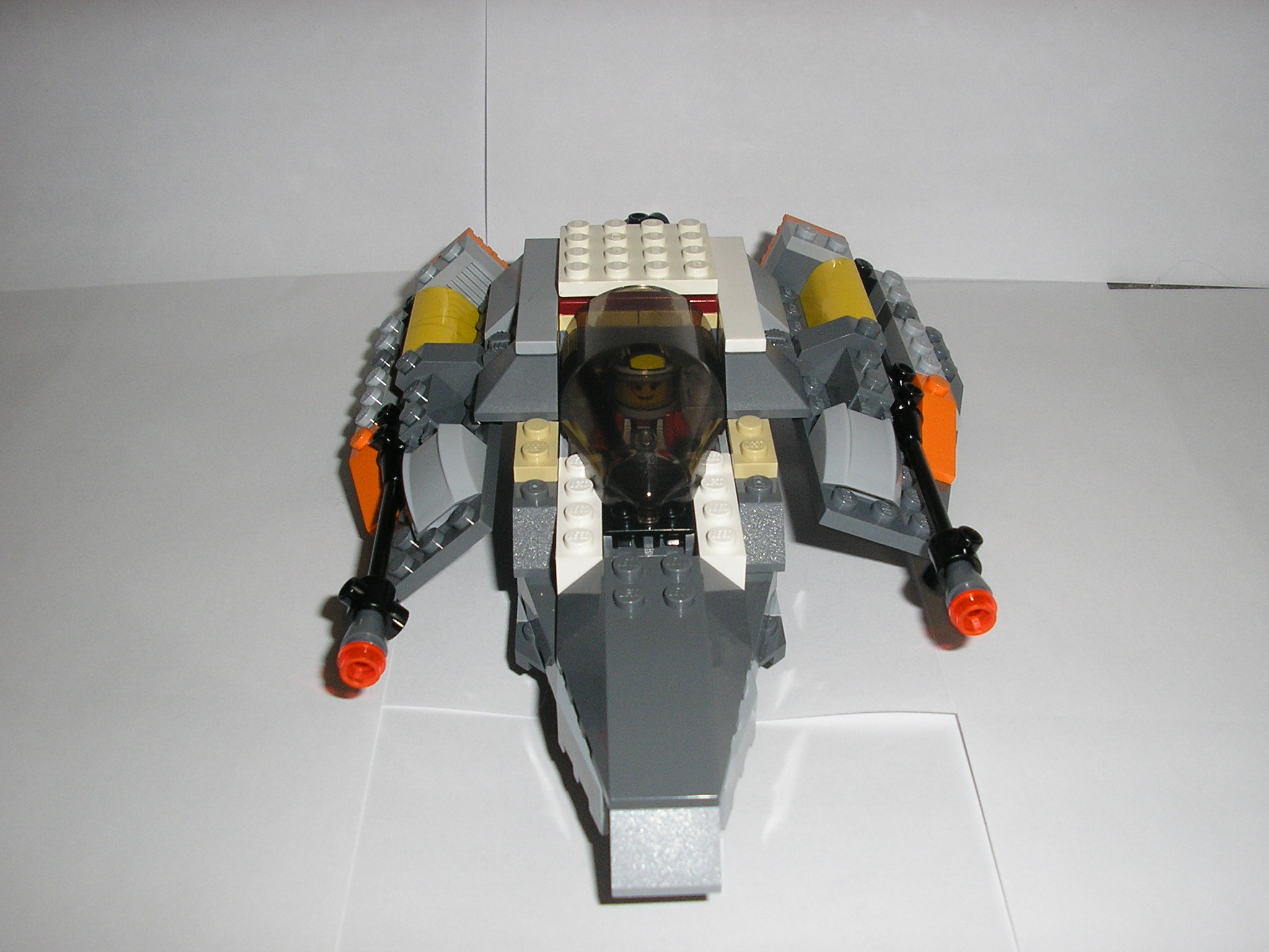 snowspeeder-front.jpg