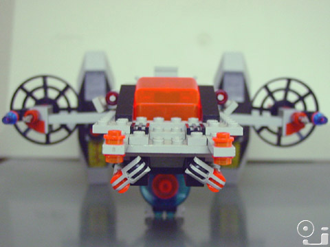 02-headon.jpg
