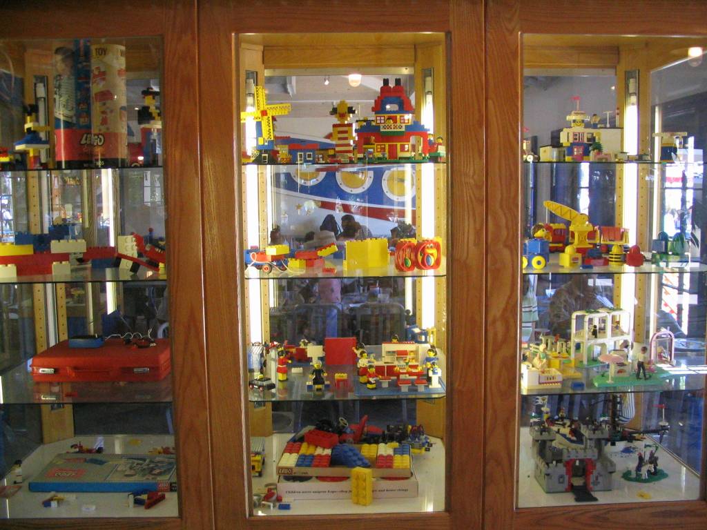 legoland-display01.jpg