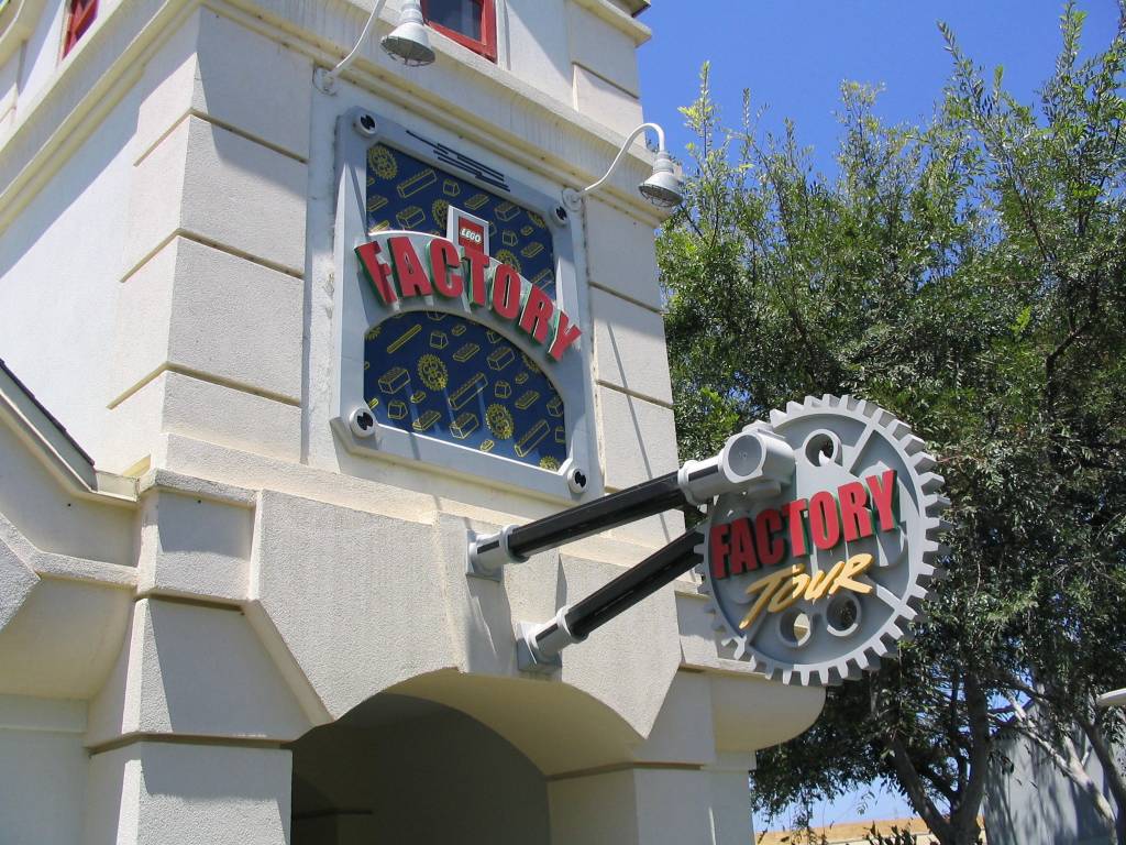 legoland-factory02.jpg
