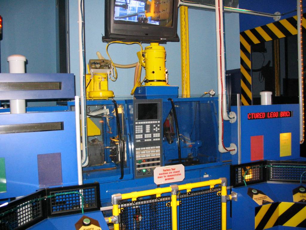 legoland-factory05.jpg