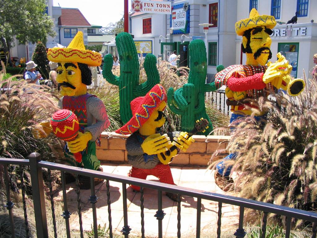 legoland-sculptures07.jpg
