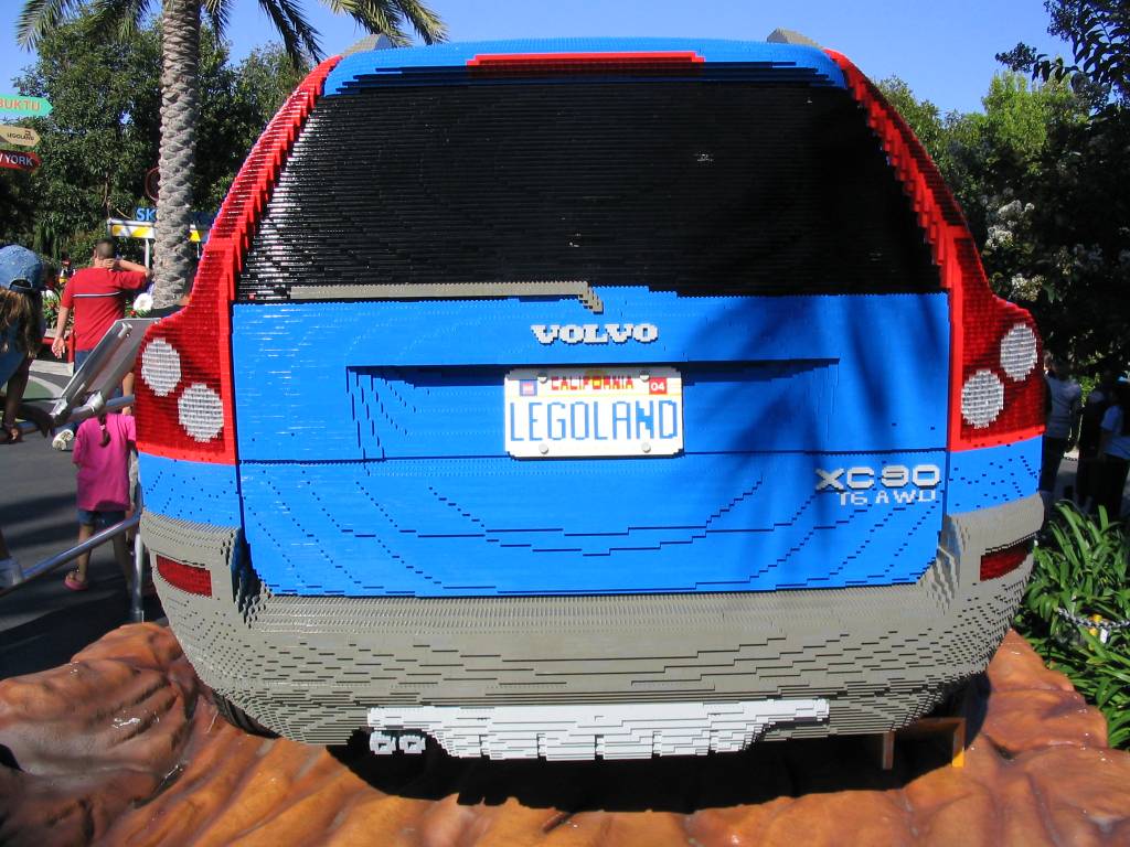 legoland-volvo2.jpg