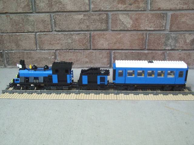 blue_train_outside_480.jpg