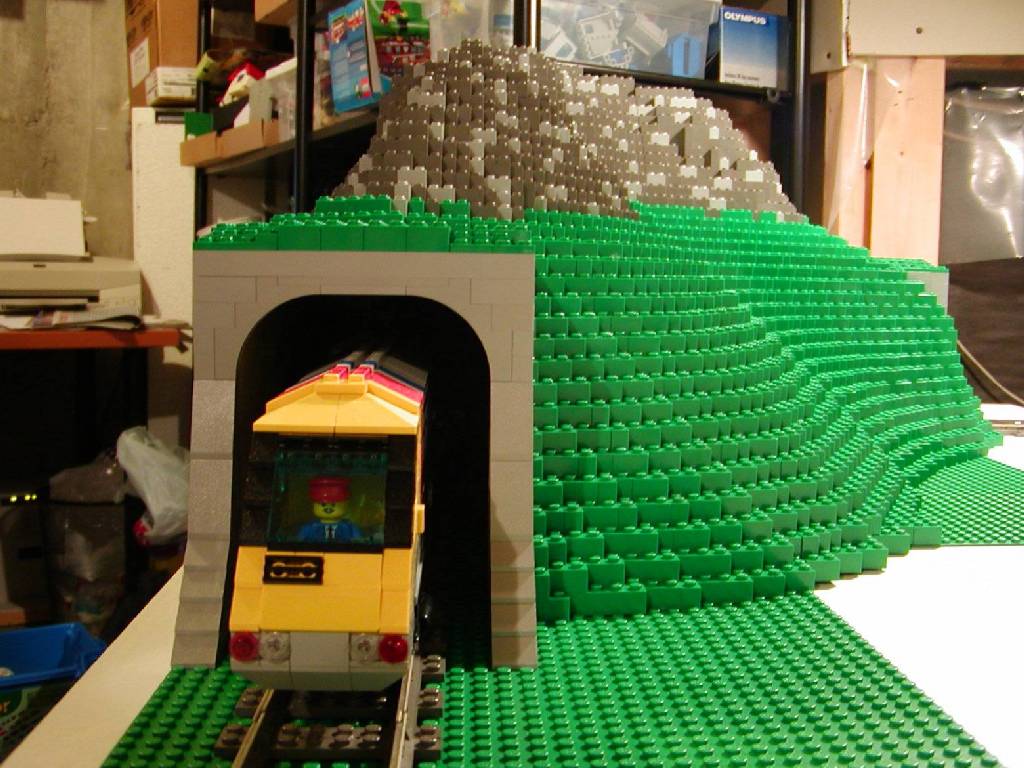 tunnel_end1.jpg