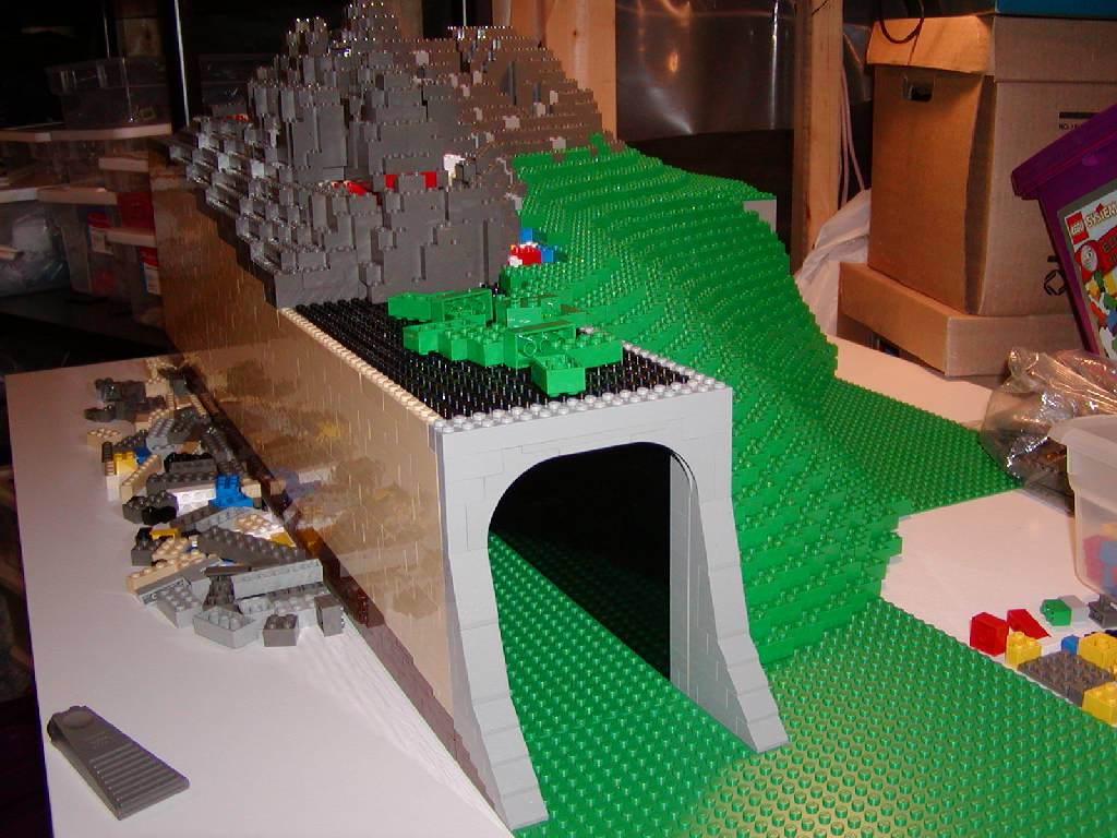 tunnel_end_construction4.jpg