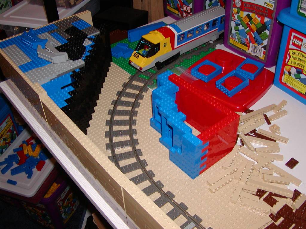 tunnel_inner_construction1.jpg