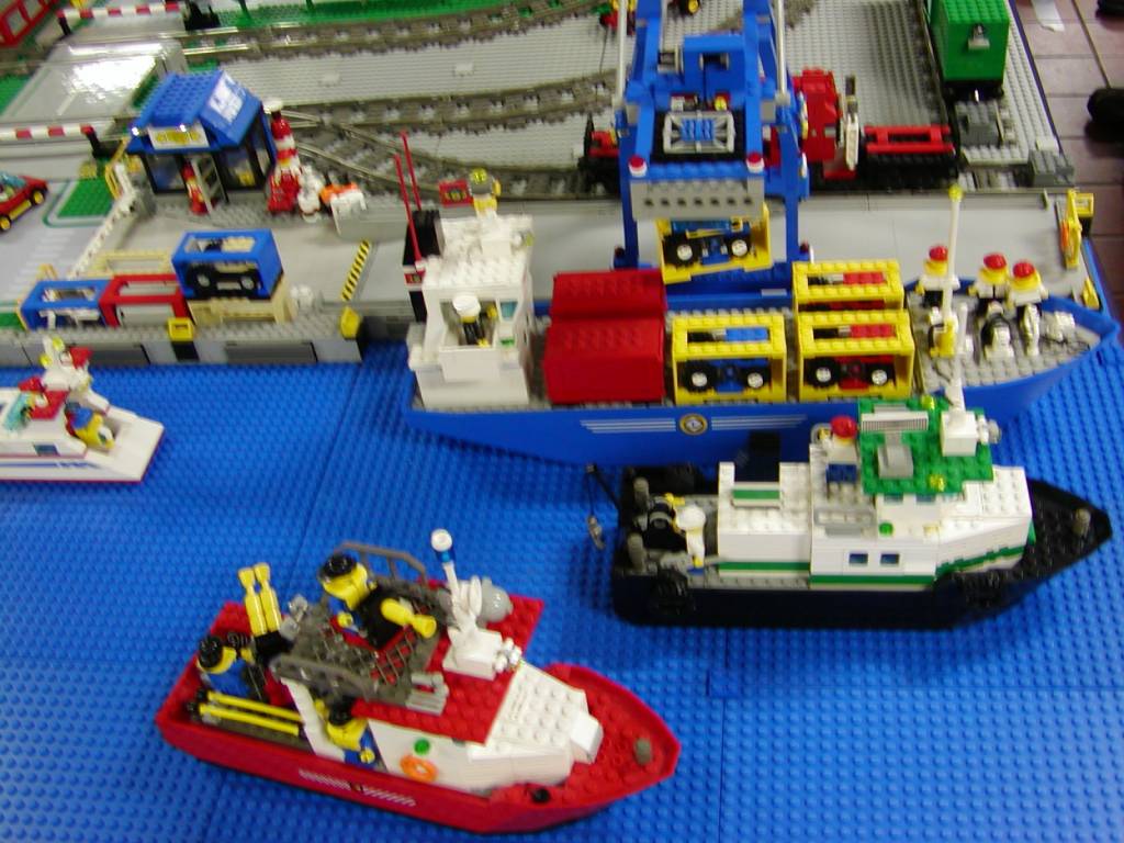 boats1.jpg