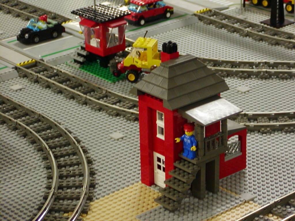 train_tower1.jpg