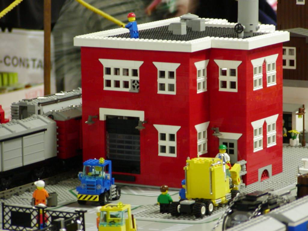 warehouse1.jpg
