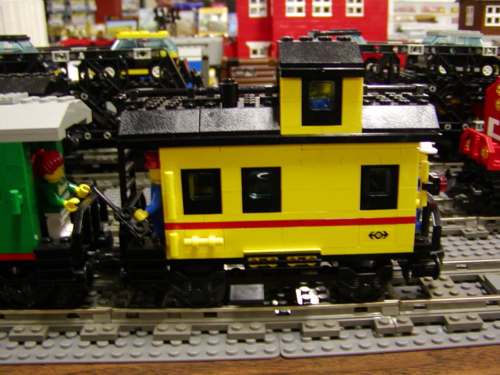 yellow_caboose.jpg