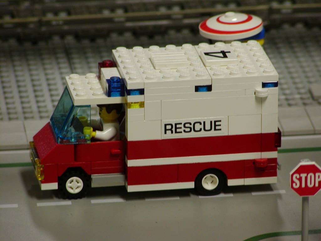 ambulance2.jpg