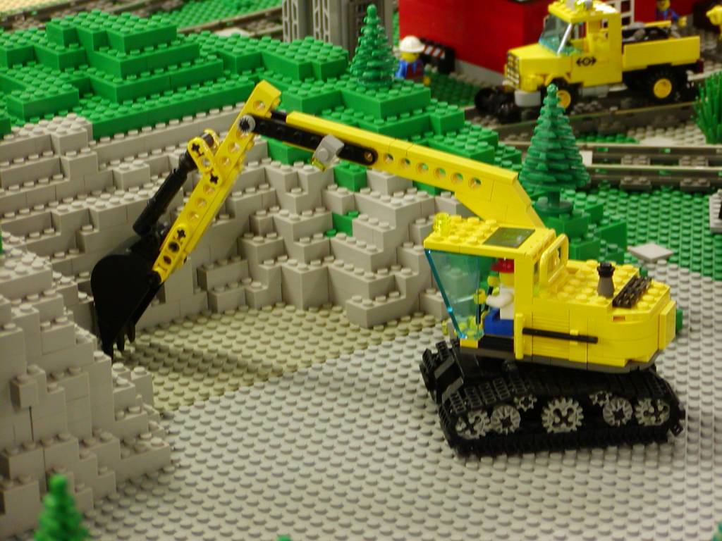 excavator1.jpg