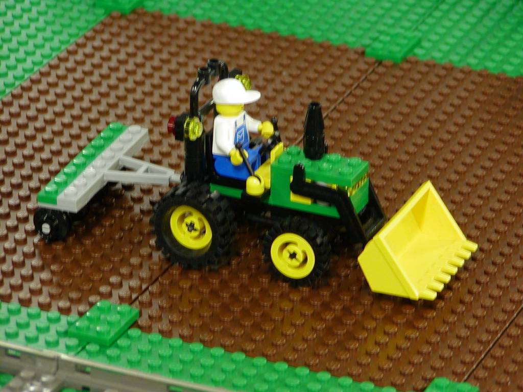 tractor1.jpg