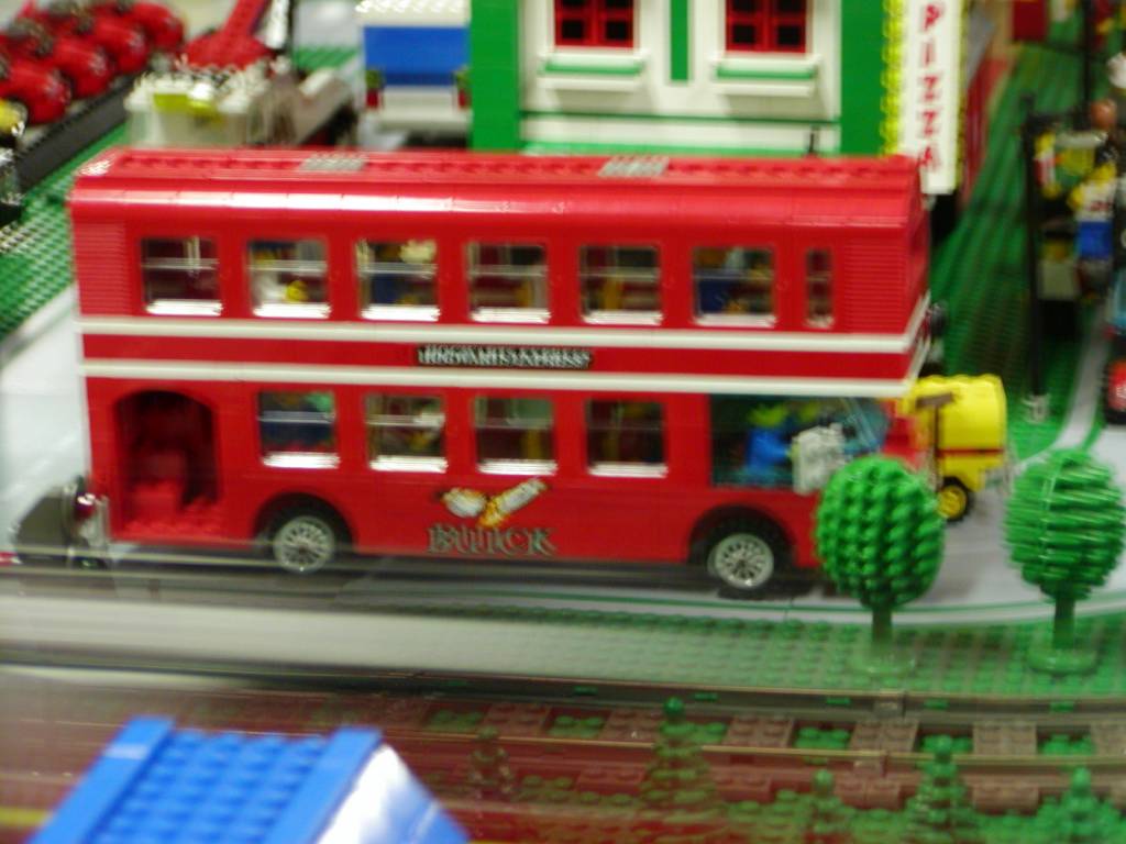 double_decker_bus1.jpg
