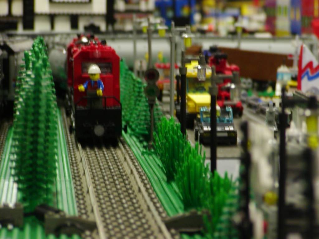train_approaching.jpg