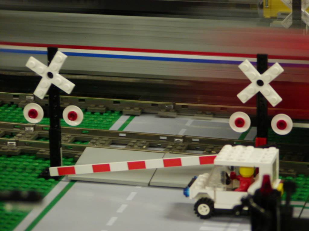 train_xing1.jpg