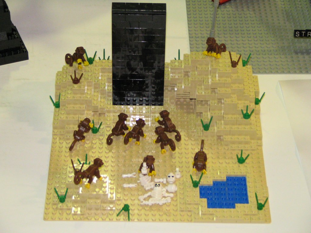 2001-obelisk.jpg