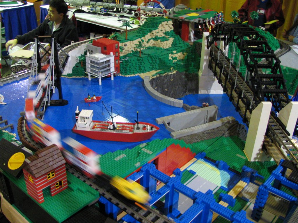 train-layout-03.jpg