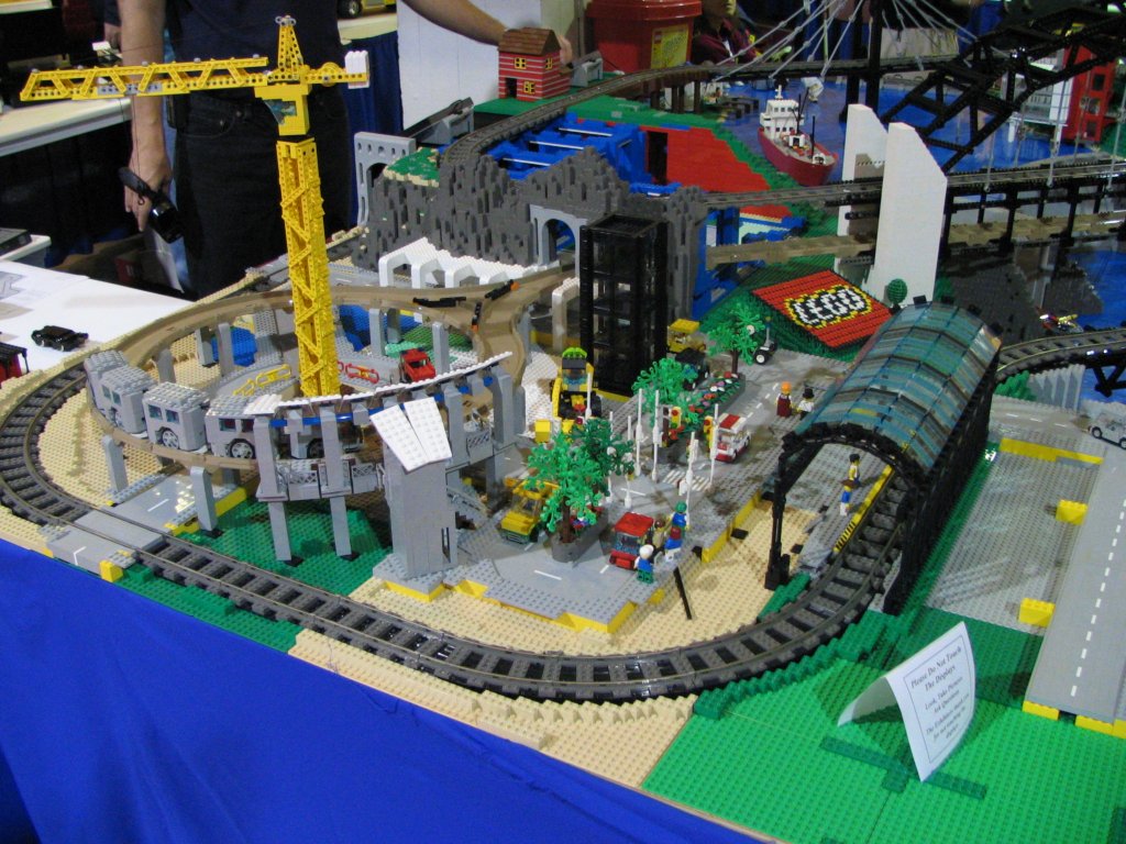 train-layout-07.jpg