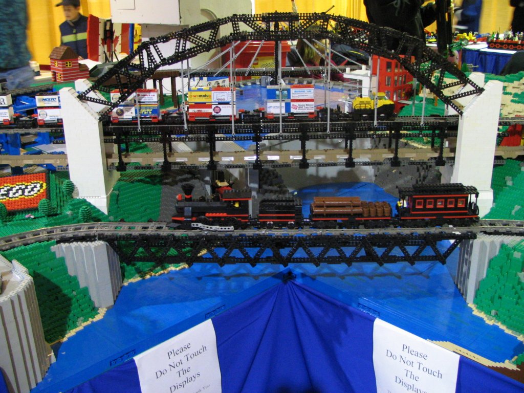train-layout-08.jpg