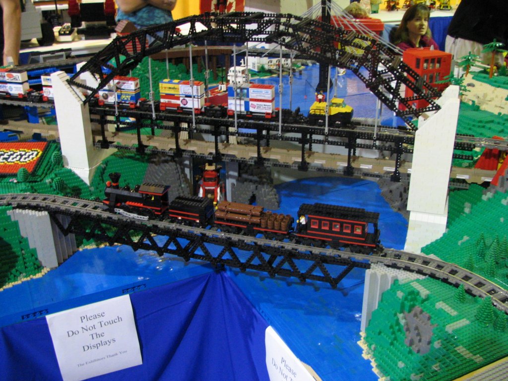 train-layout-09.jpg