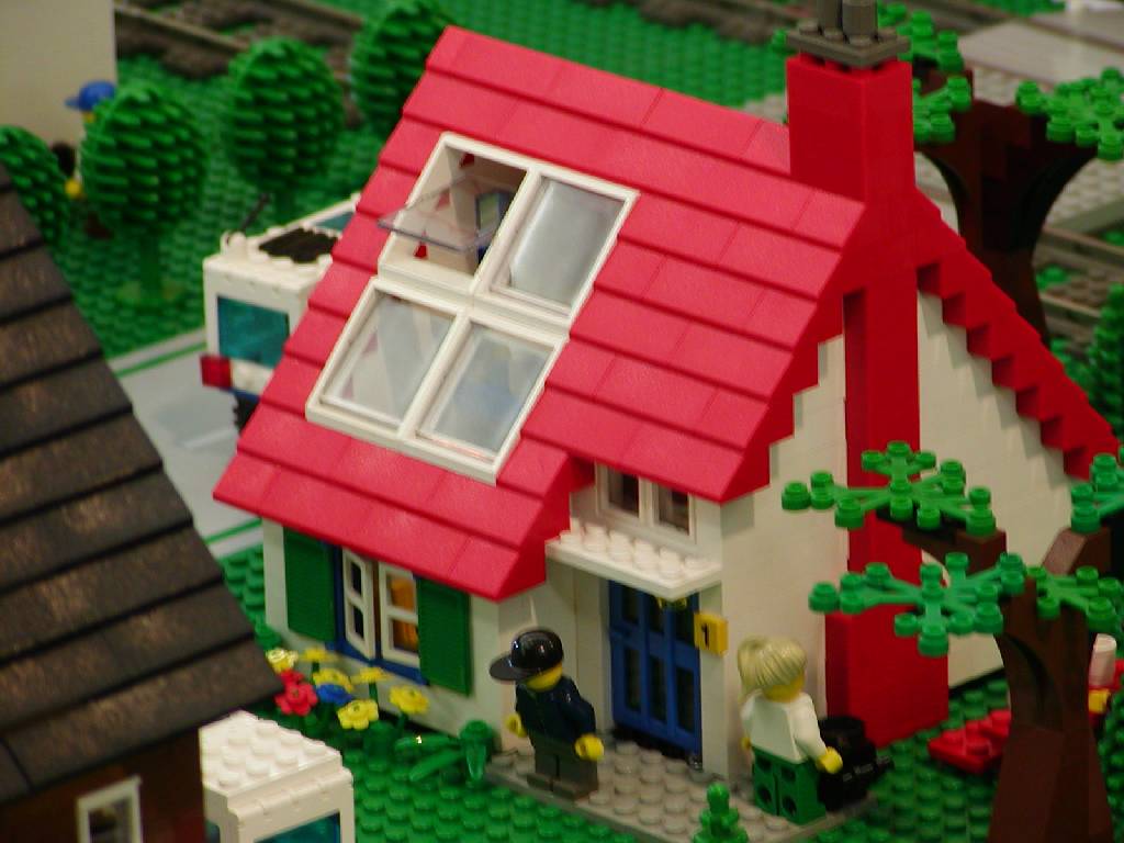 kevin_veluxhouse1.jpg