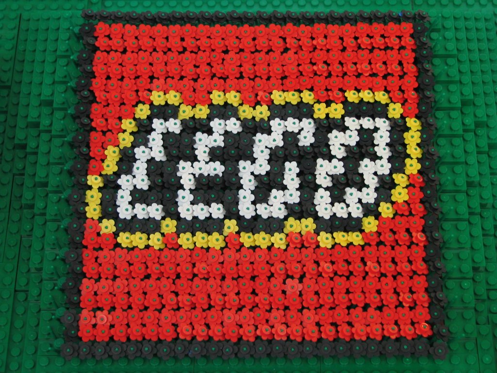lego-flower-mosaic-halfsize-1.jpg