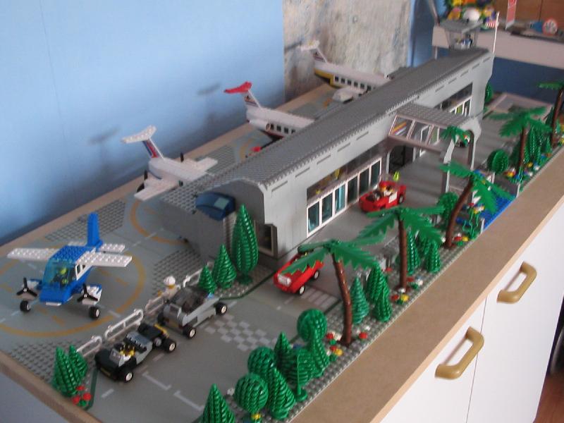 airport1.jpg