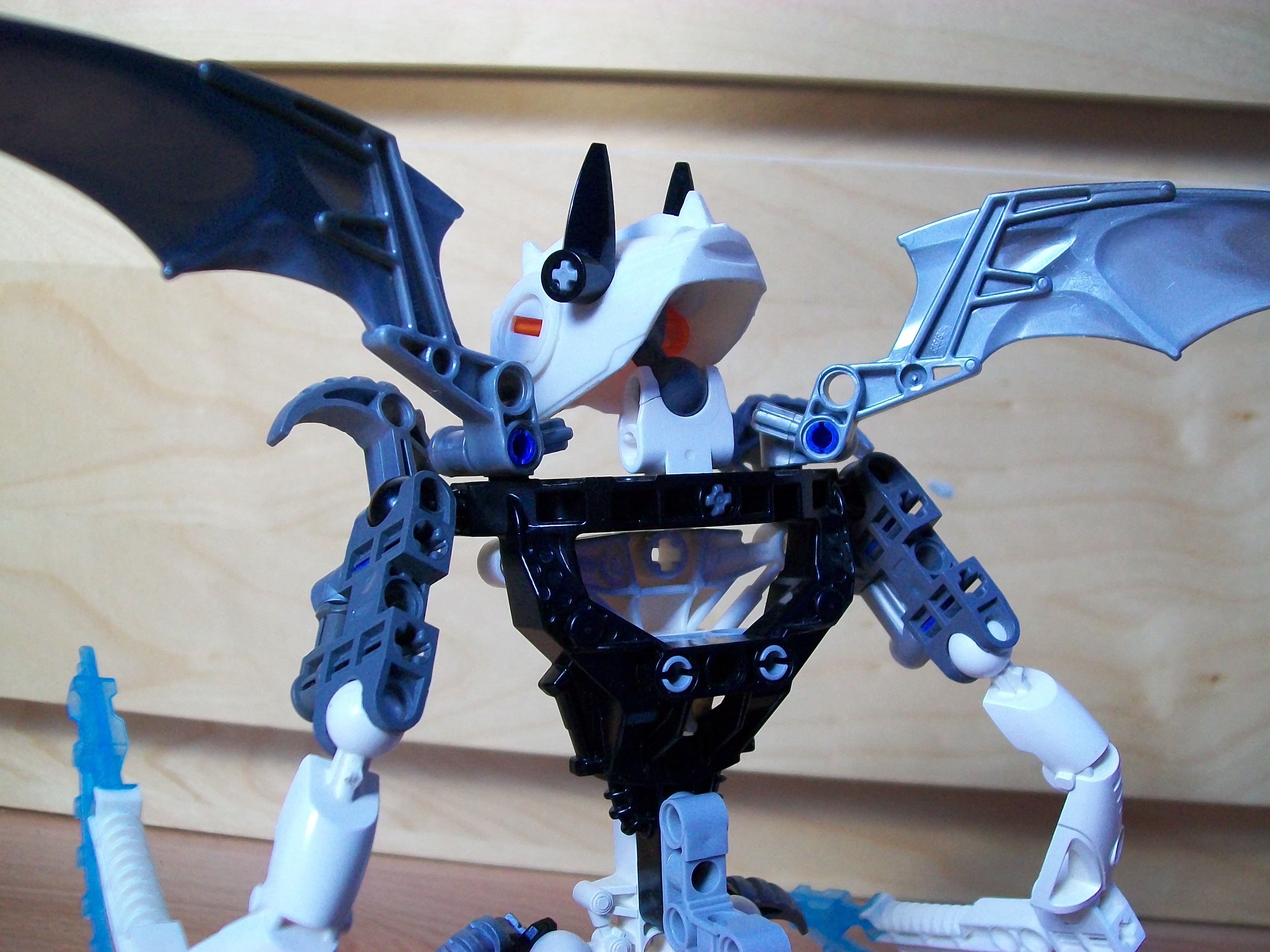 makuta_glacial_3.jpg