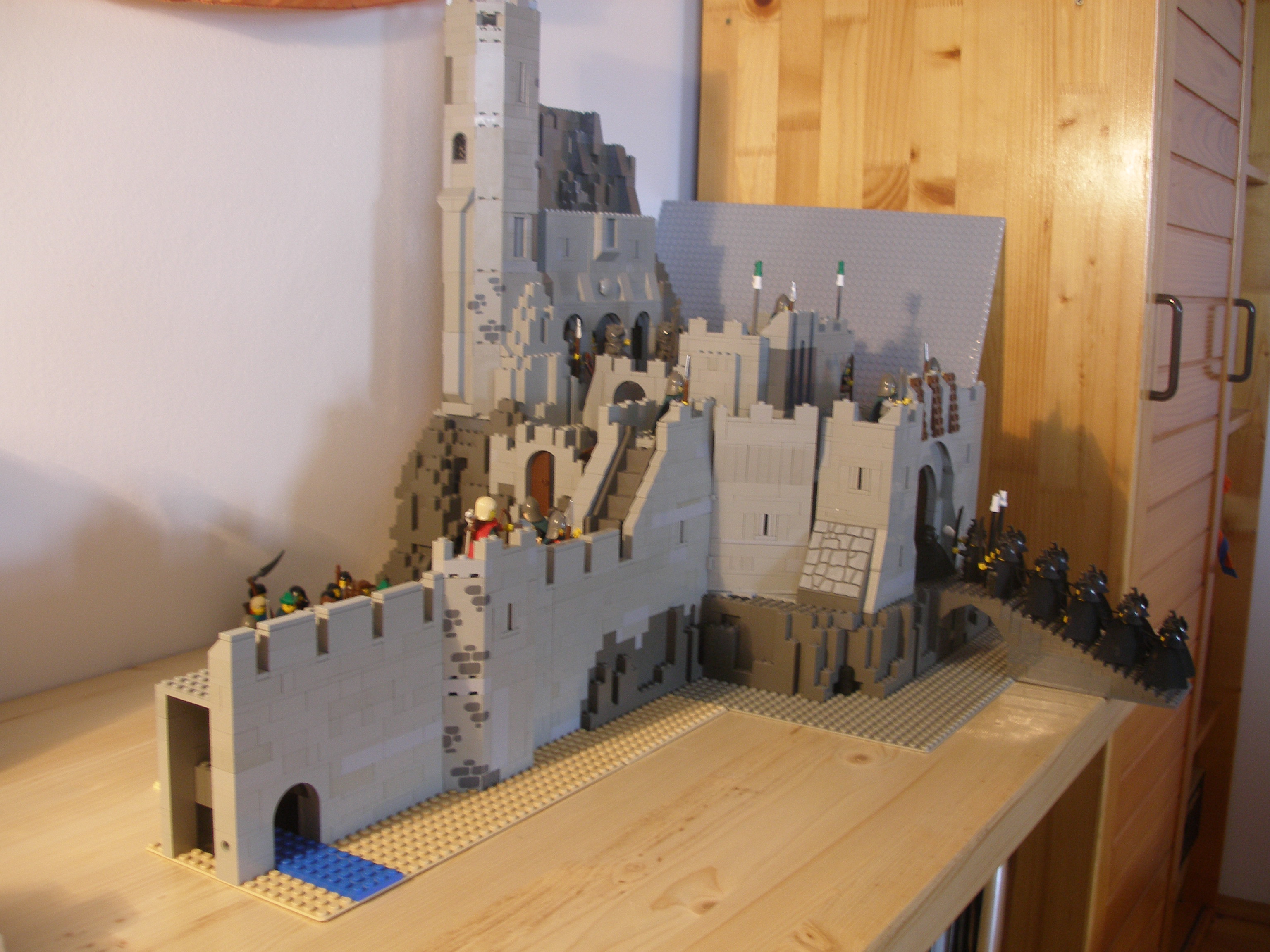 helms_deep_010.jpg