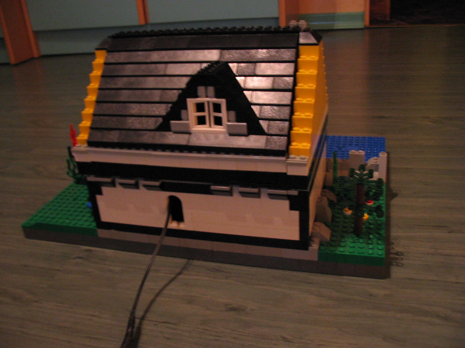 moc1_048_x.jpg