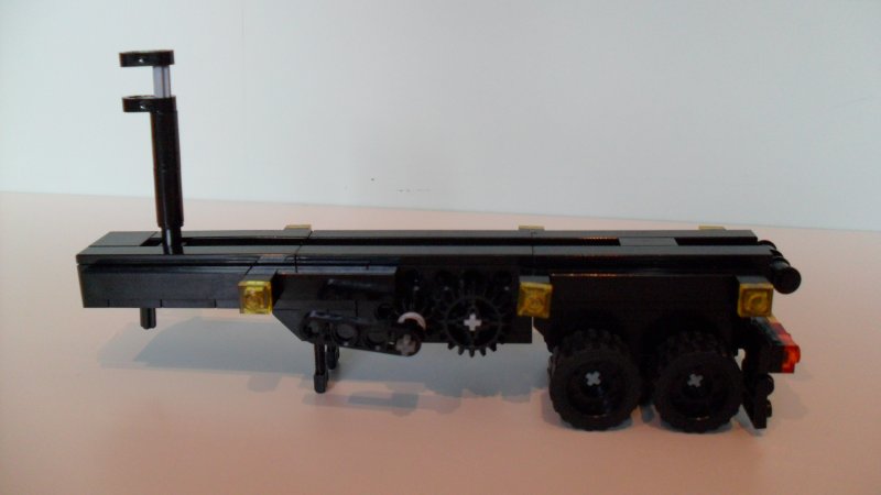 moc05.jpg