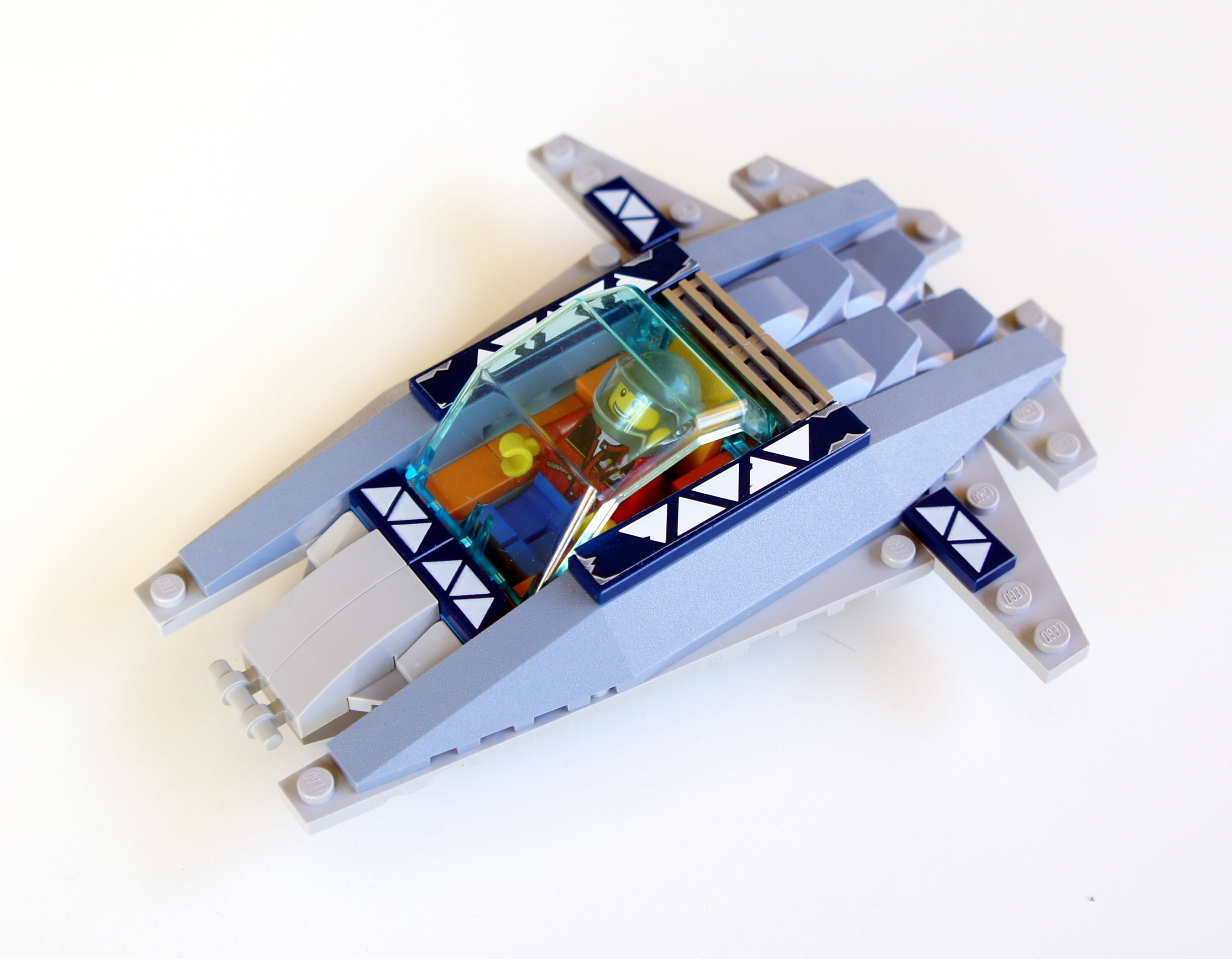 blueflyer-01.jpg