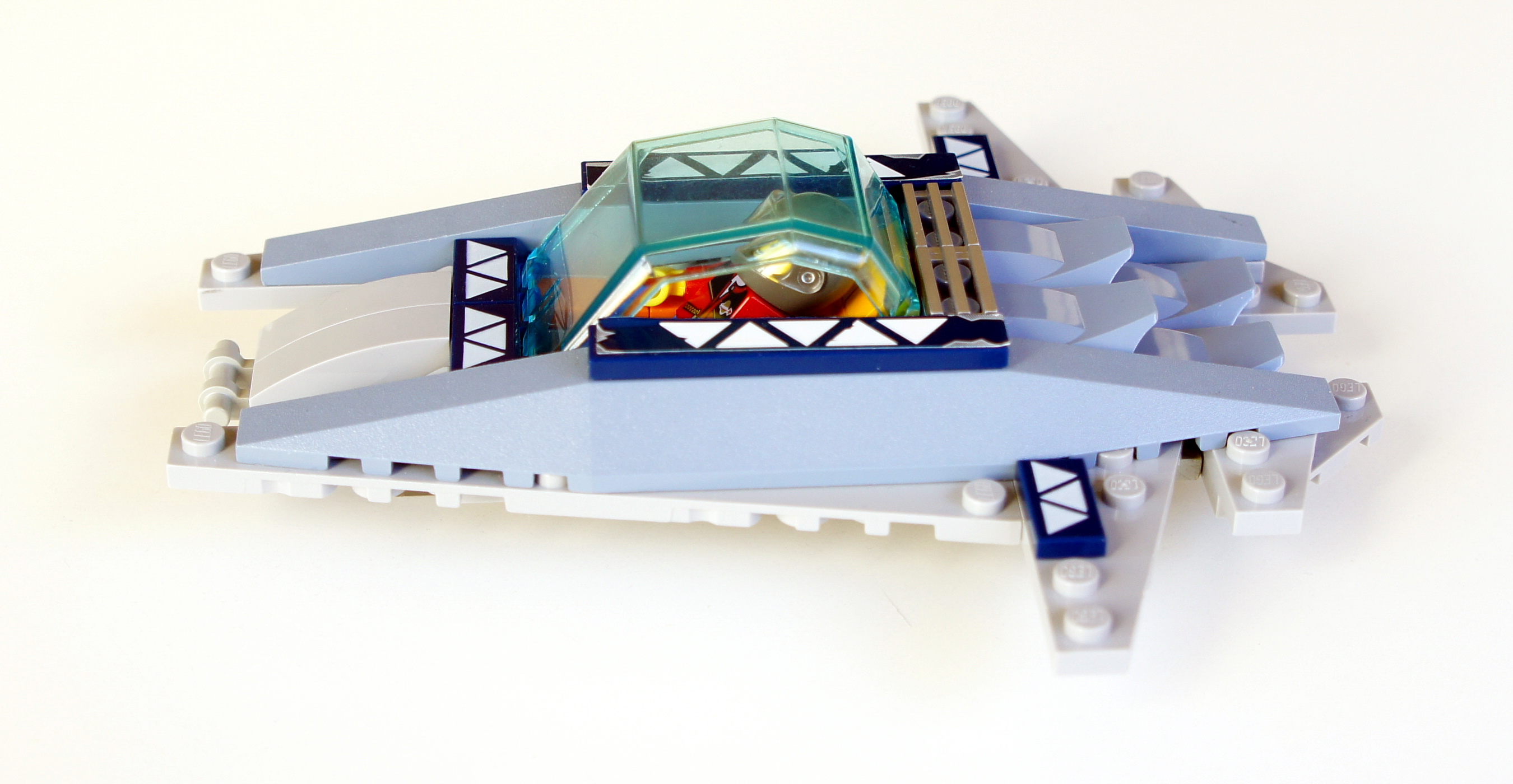 blueflyer-03.jpg