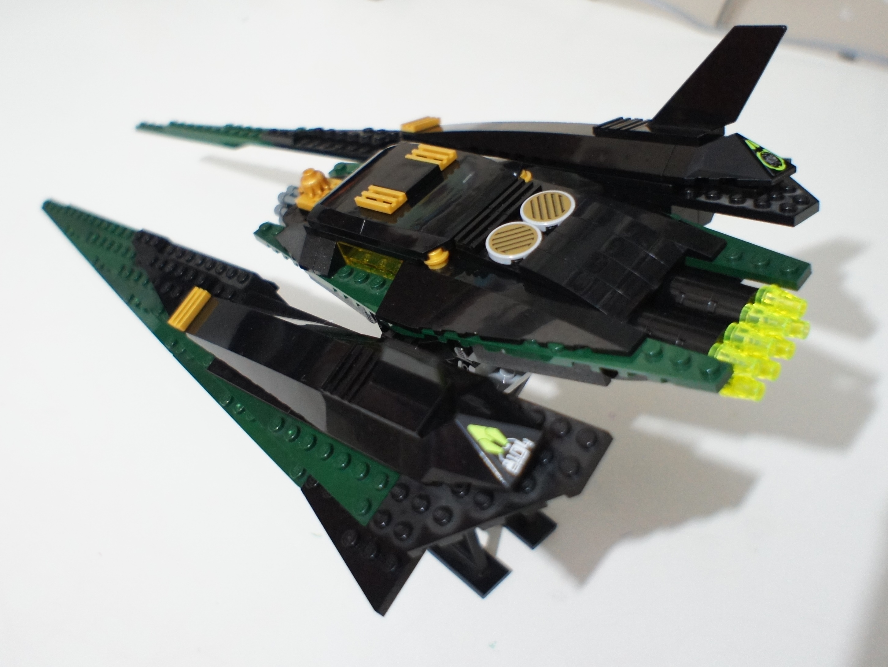 04-escape-ship.jpg