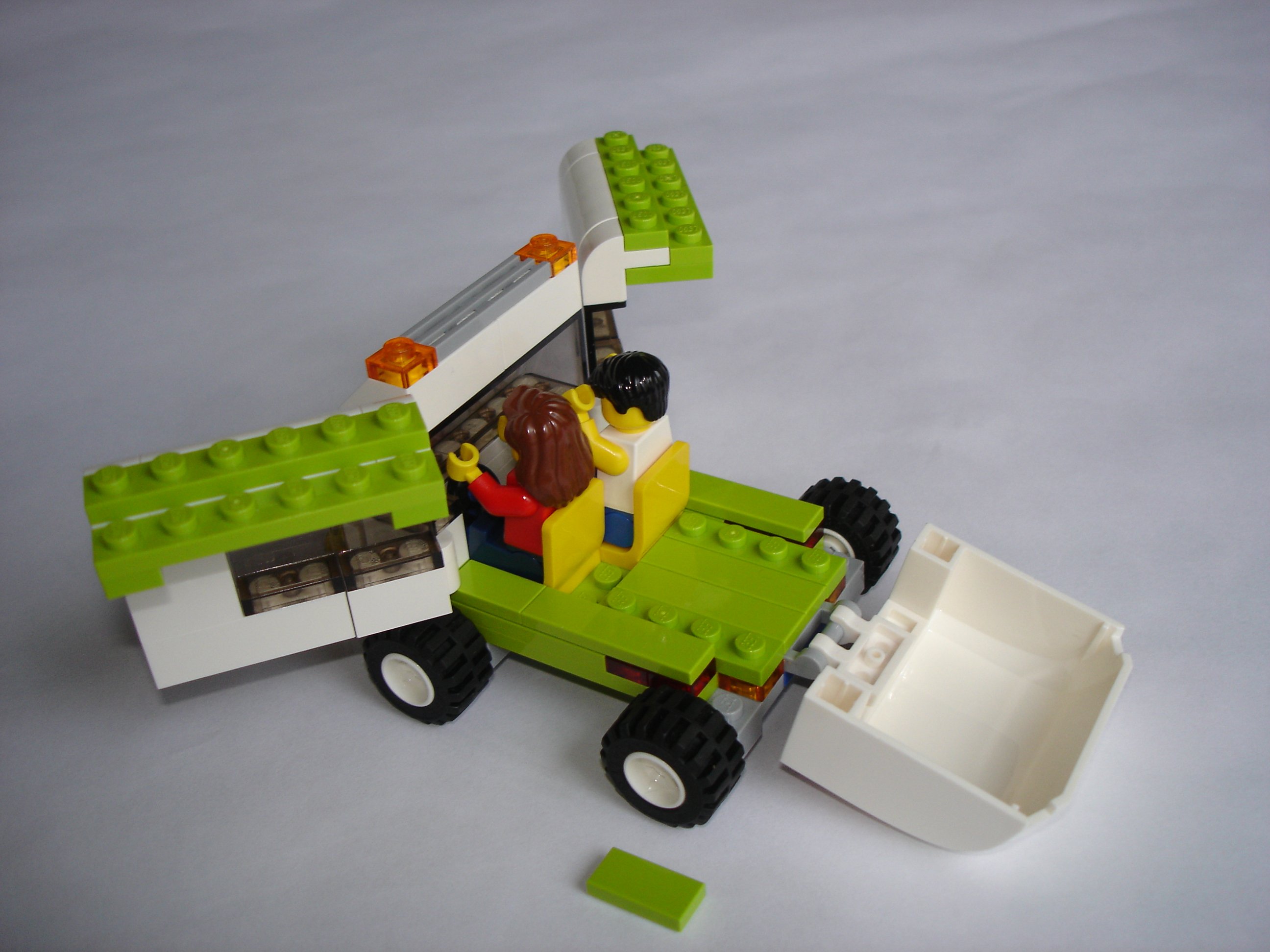 08-drone_van.jpg