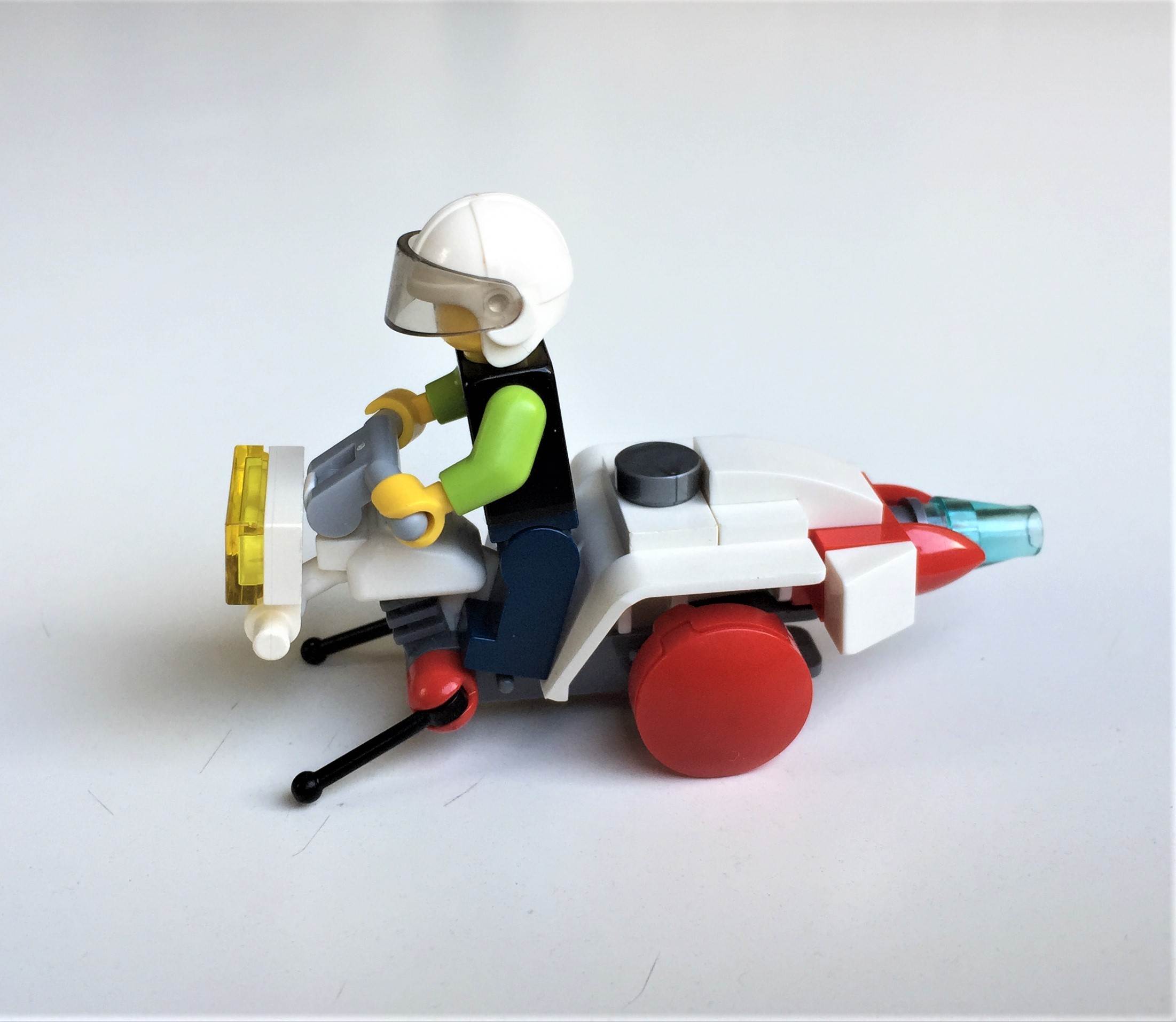 hoverbike-02.jpg