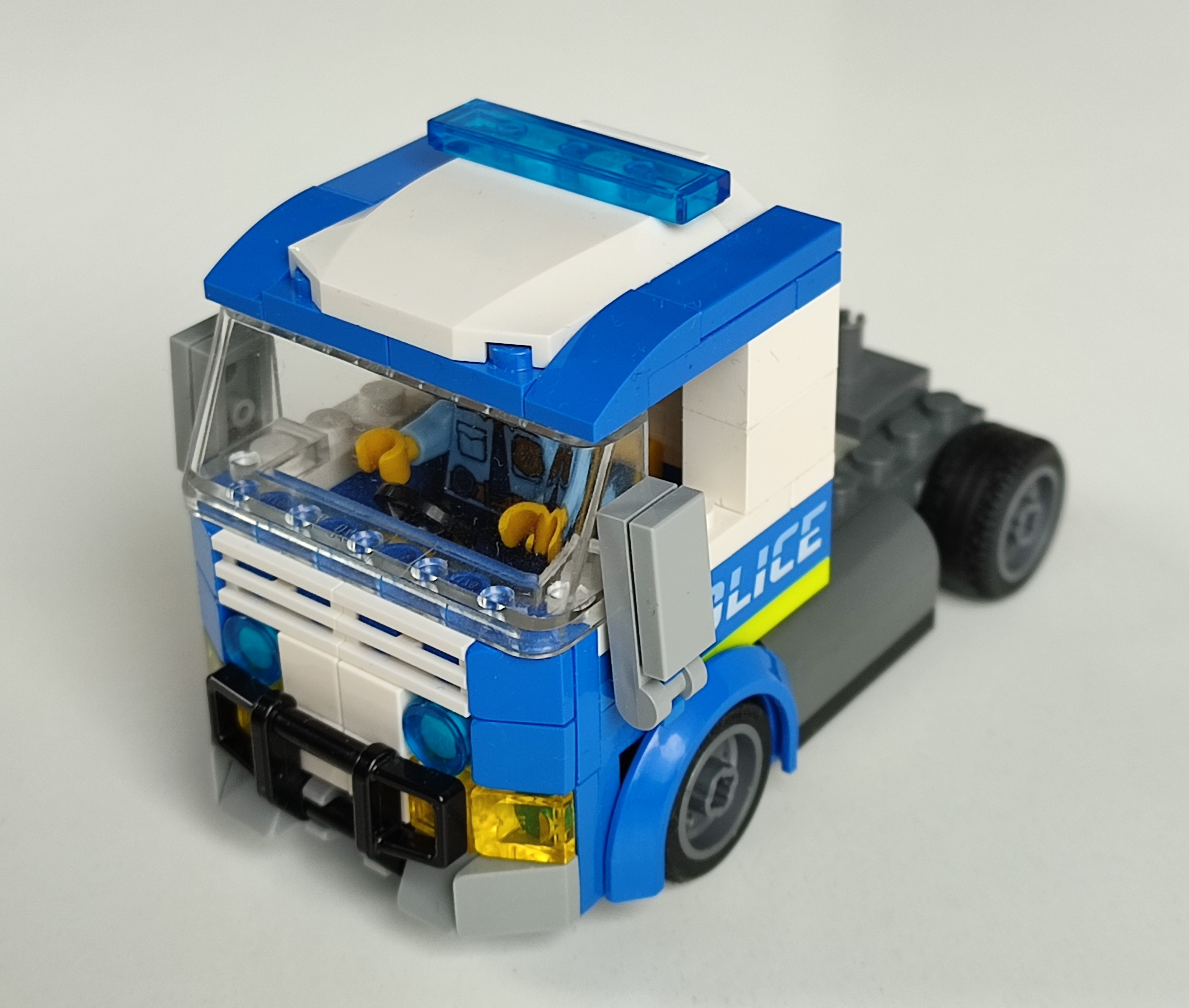 police-01.jpg
