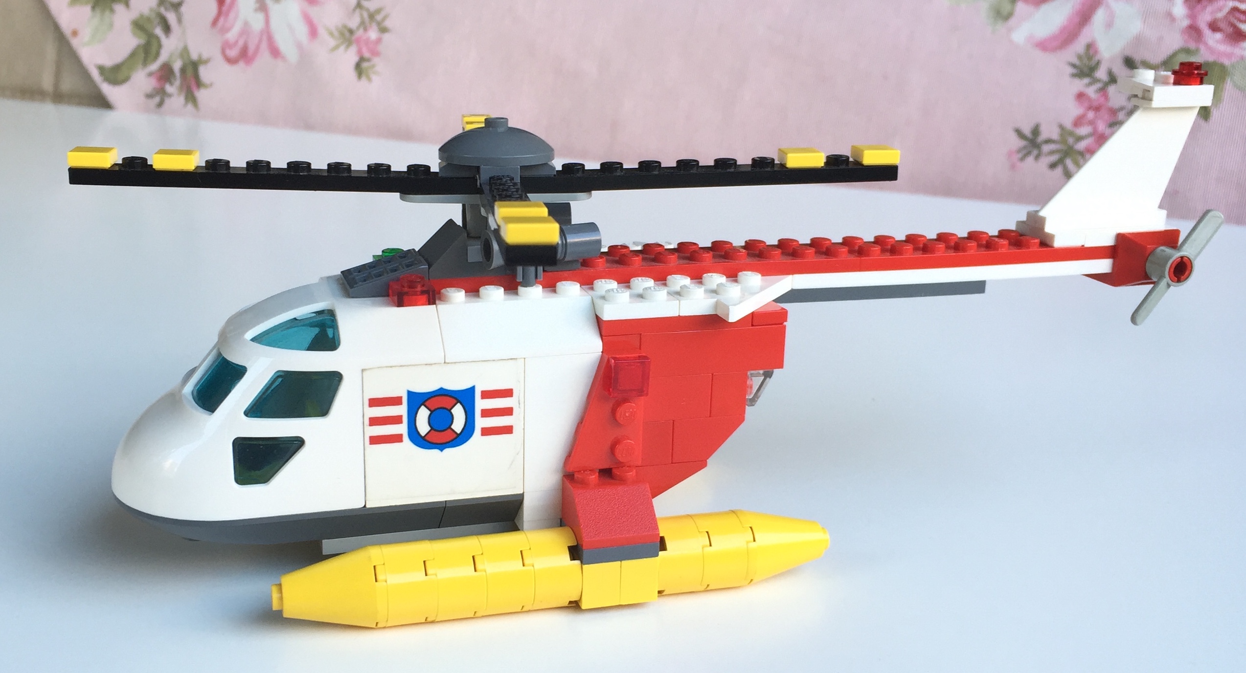 red-03.jpg